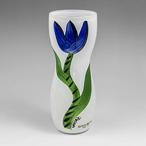 Kosta Boda Blue Tulip vase designed by Ulrica Hudman-vallien
